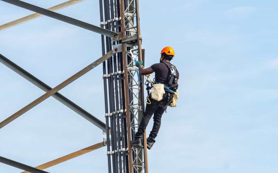 unWired increases Internet capacity in Caruthers, CA with new tower